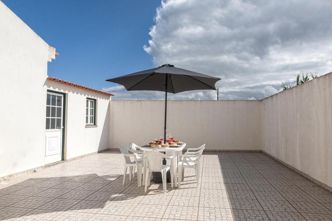 Ocean Breeze Villa Atouguia Da Baleia Exteriér fotografie
